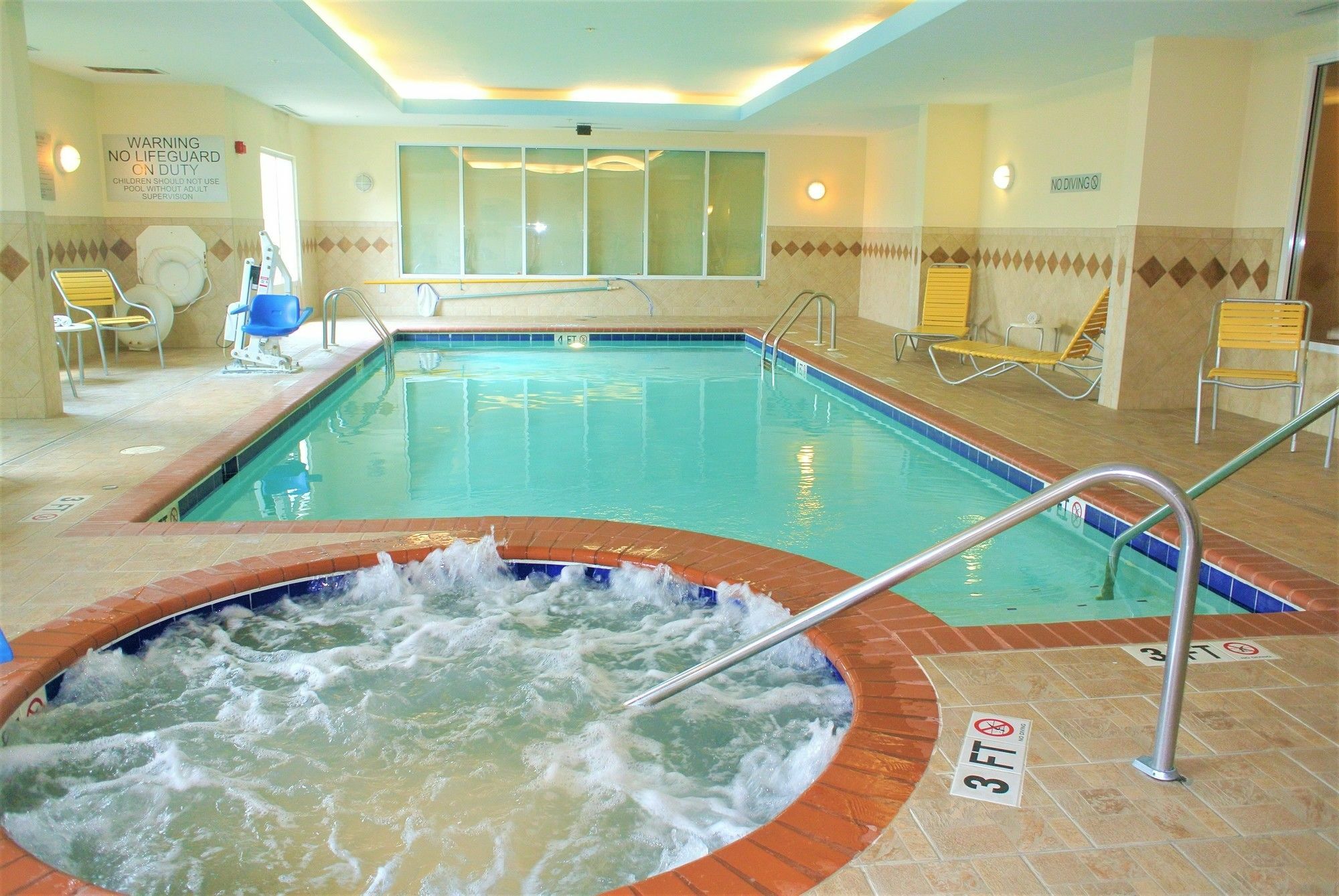 Fairfield & By Marriott North 3*