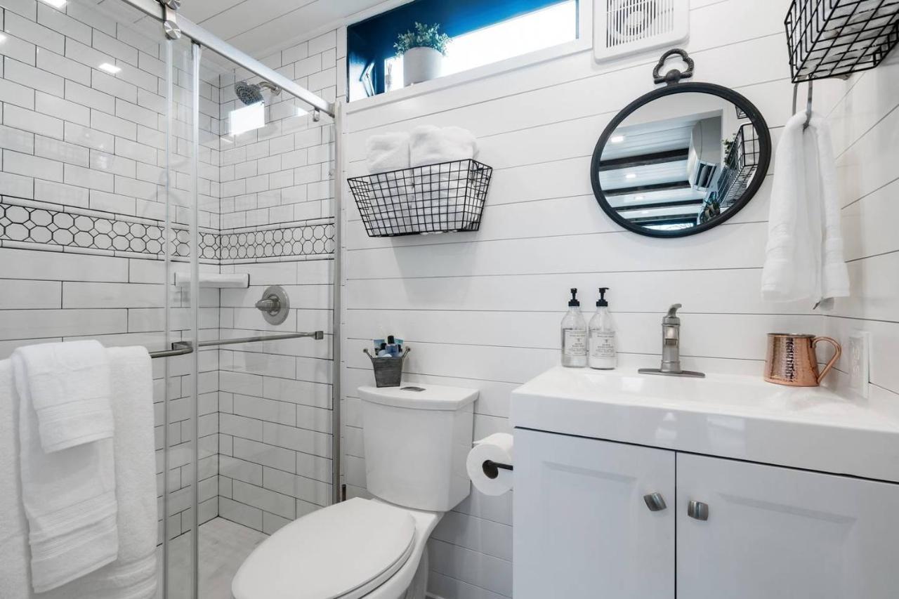 Stunning Cargohome Near Waco, Magnolia And Baylor * Waco