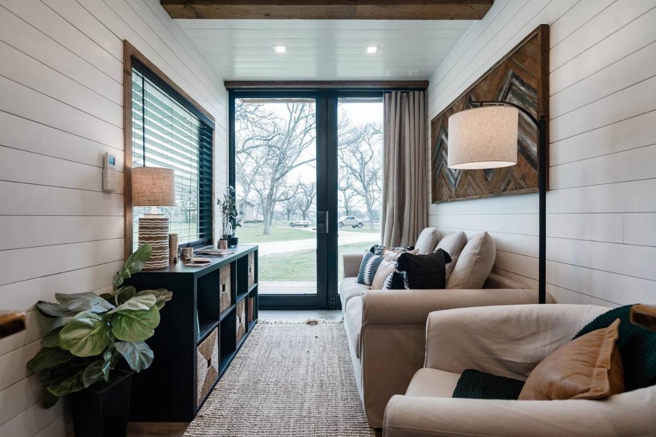 Stunning Cargohome Near Waco, Magnolia And Baylor Holiday home Waco