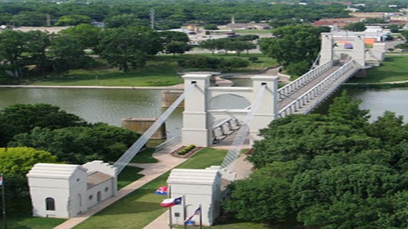 Express & South By Ihg Hotel Waco