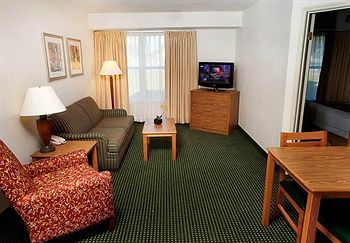 By Marriott 3*