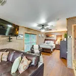 Rustic River Cabin With Dock And Covered Deck!