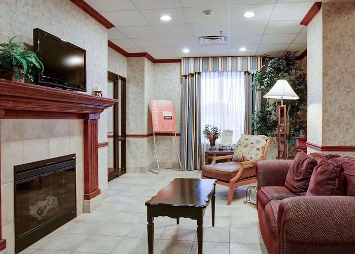 Comfort Suites Waco Near University Area
