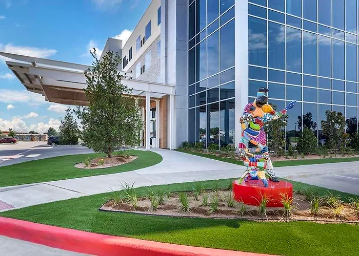 Cambria Hotel Waco University Riverfront