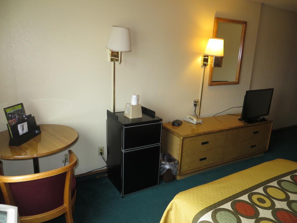 Hotel Super 8 By Wyndham University Area 2*