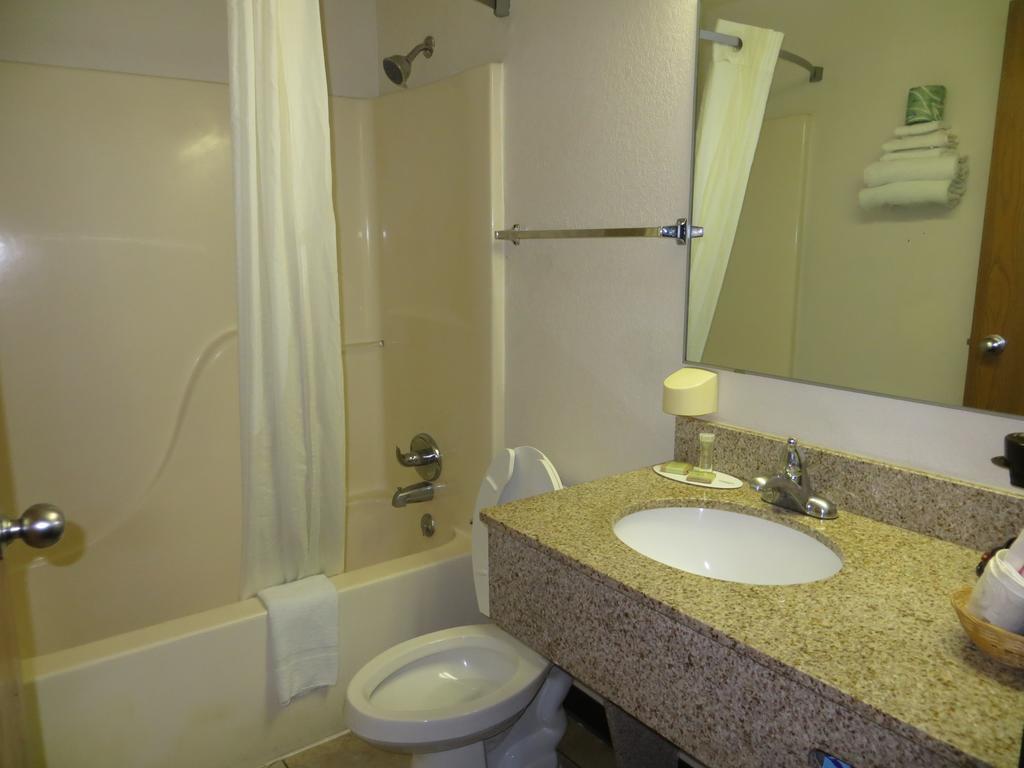 Super 8 By Wyndham University Area 2* Waco