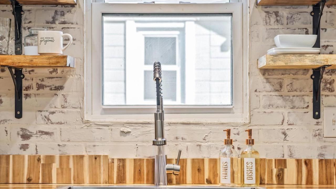 Curated Cottage. Minutes From Silos, Zoo, Baylor Apartment