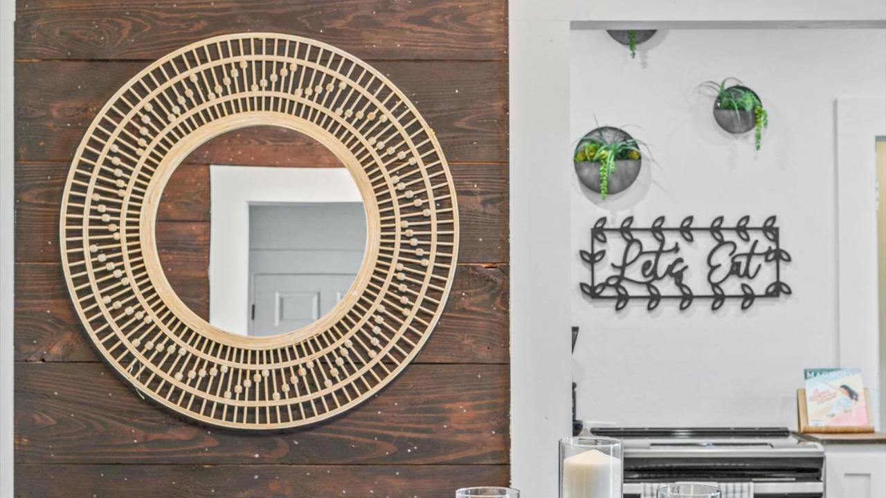 Curated Cottage. Minutes From Silos, Zoo, Baylor * Waco