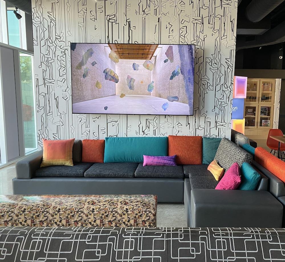 Aloft Downtown