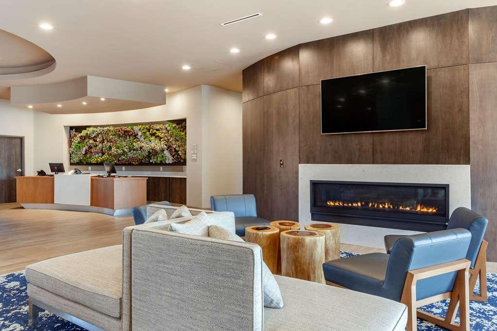 Cambria Riverfront * Waco
