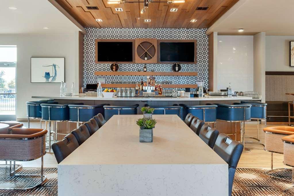 Cambria Riverfront * Waco