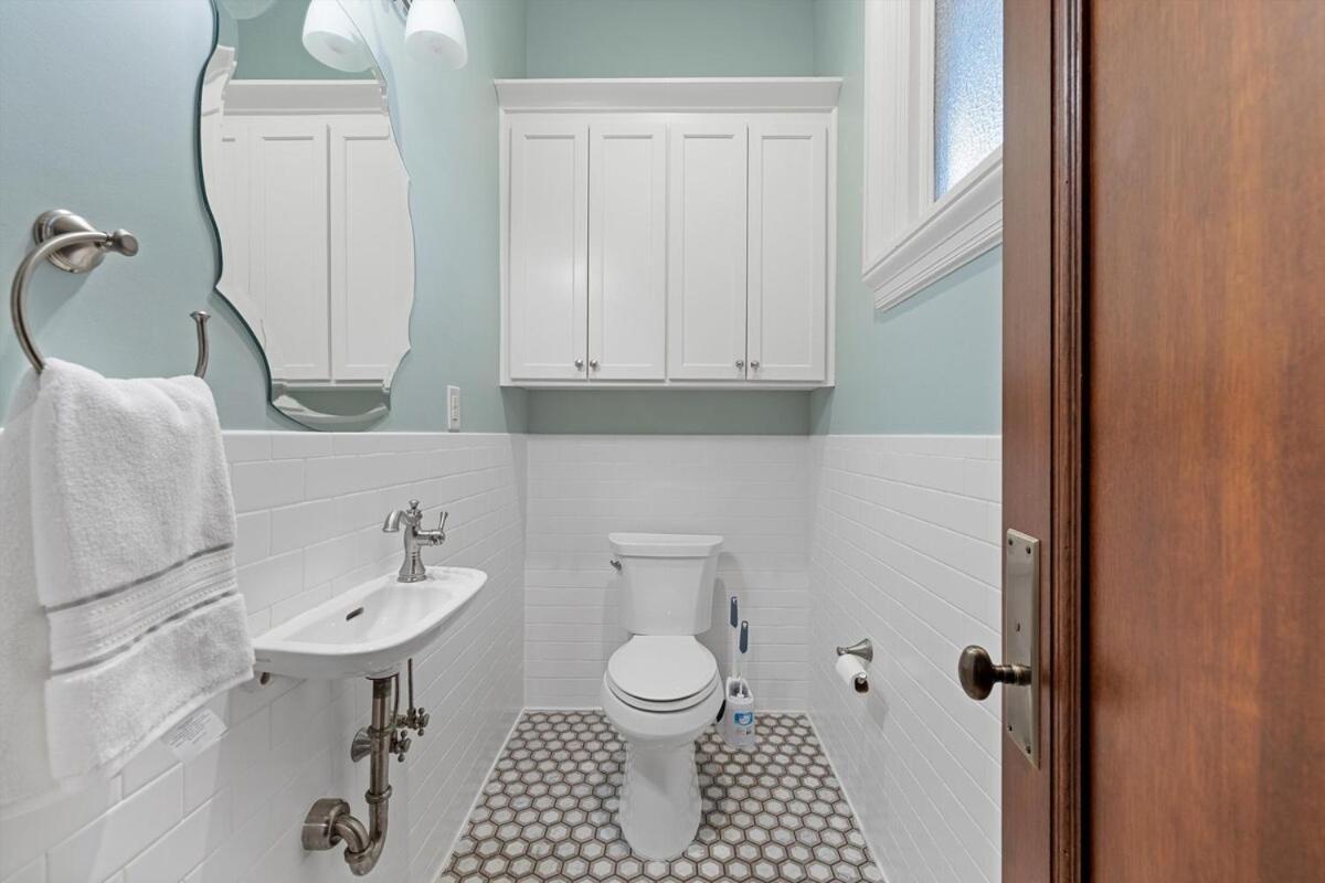 Historic Migel House In Downtown Holiday home *