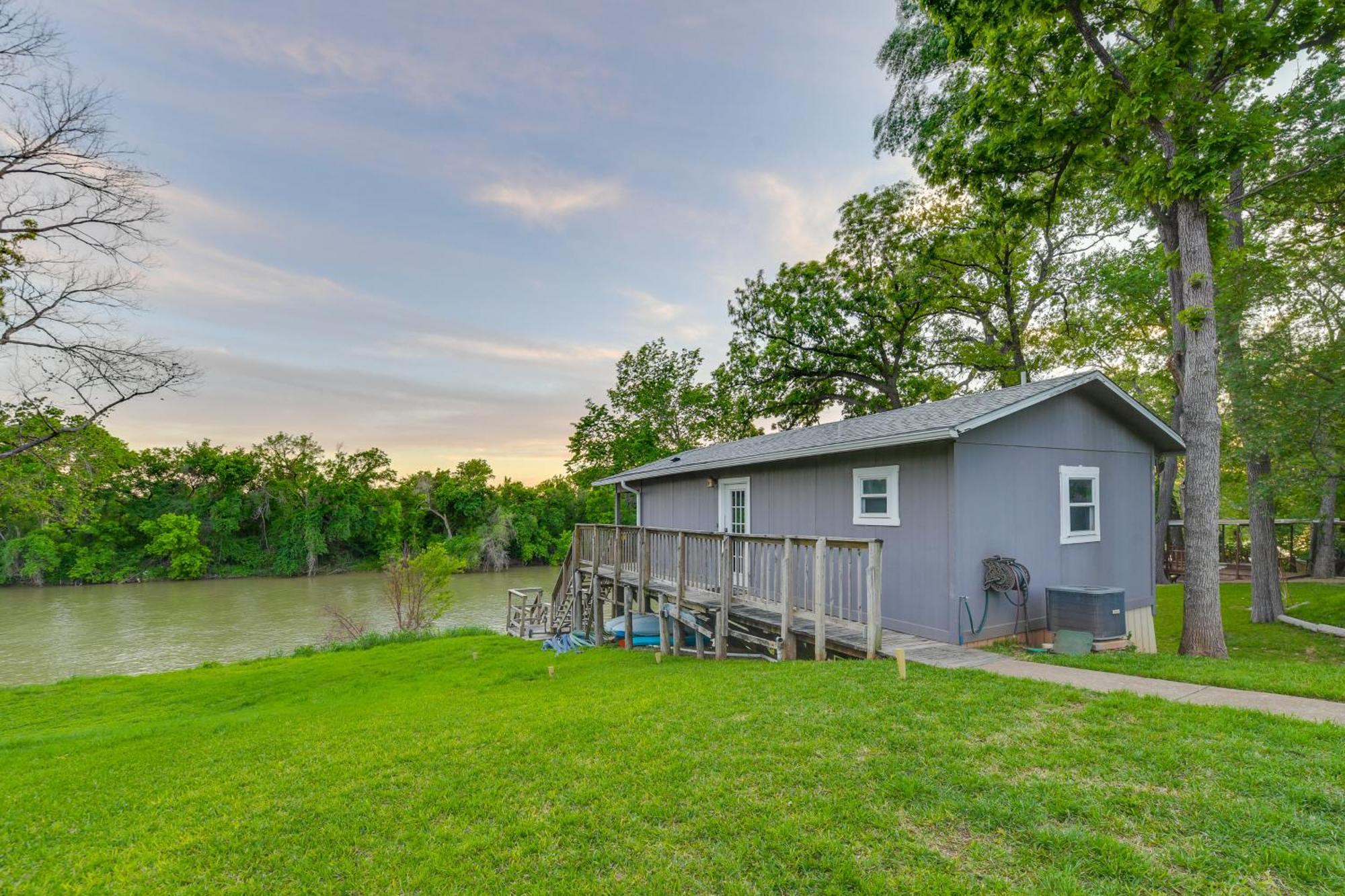 Rustic River With Dock And Covered Deck! Apartment
