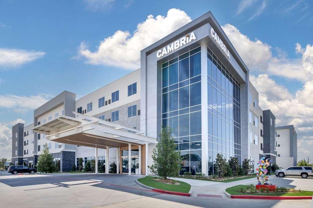 Cambria Riverfront Hotel Waco