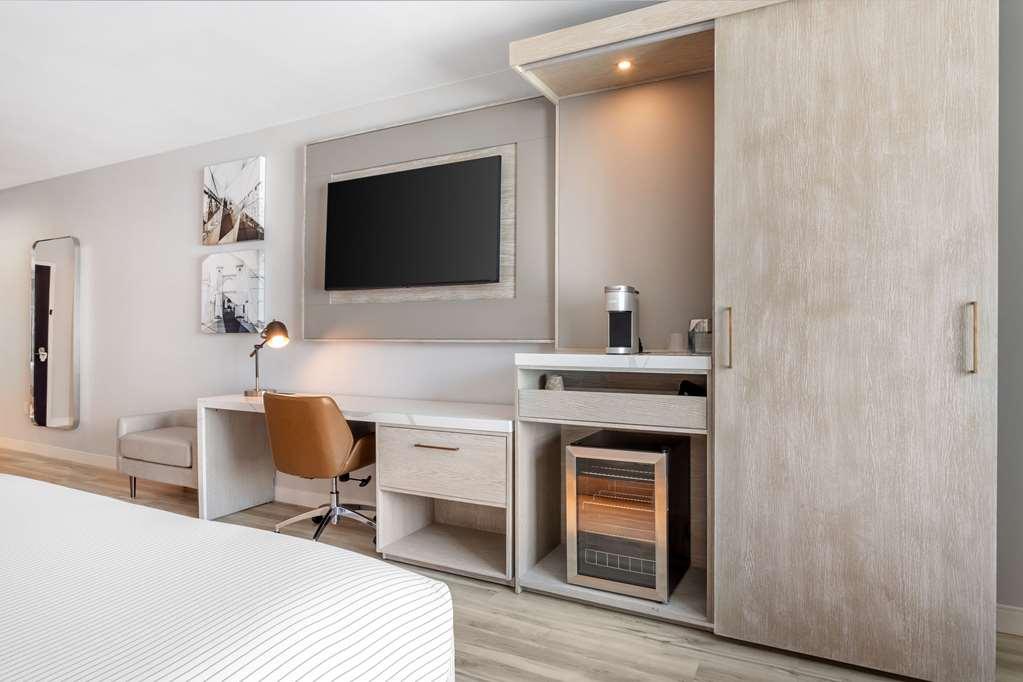 Cambria Riverfront Hotel Waco