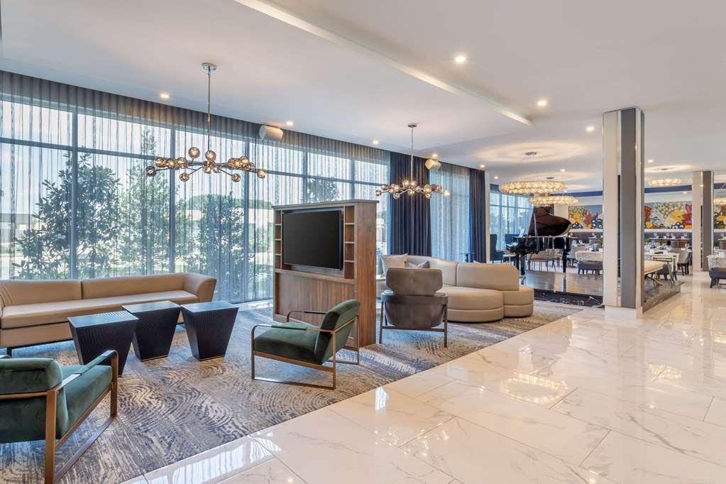Cambria Riverfront * Waco