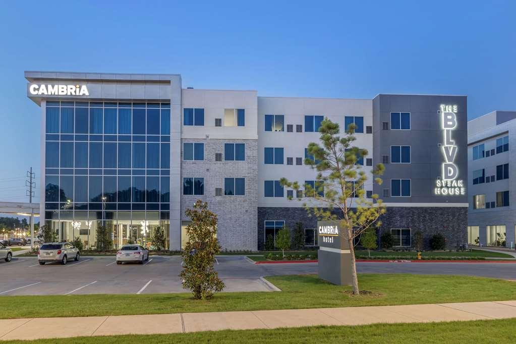Cambria Riverfront Waco