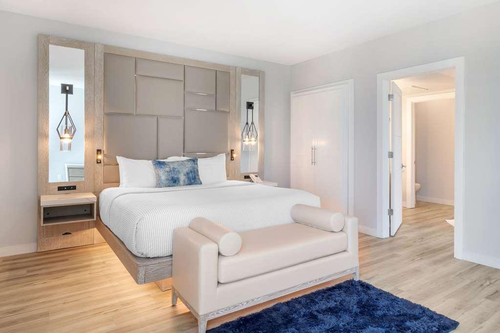 Cambria Riverfront * Waco