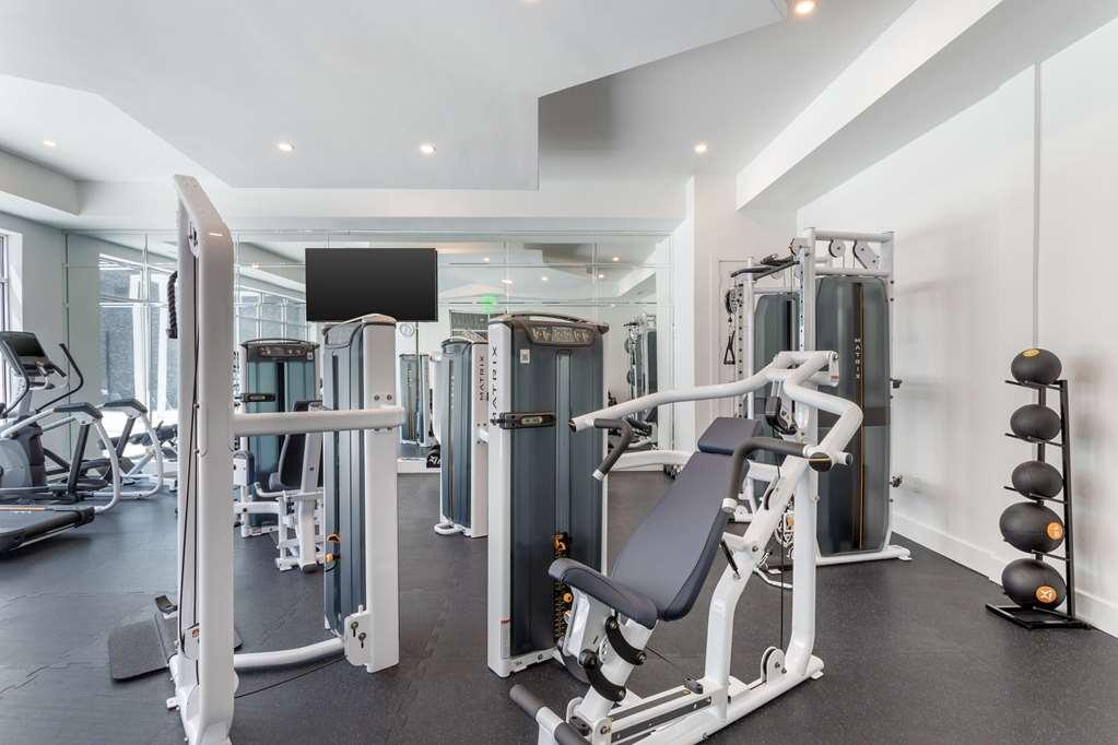 Cambria Riverfront Hotel *