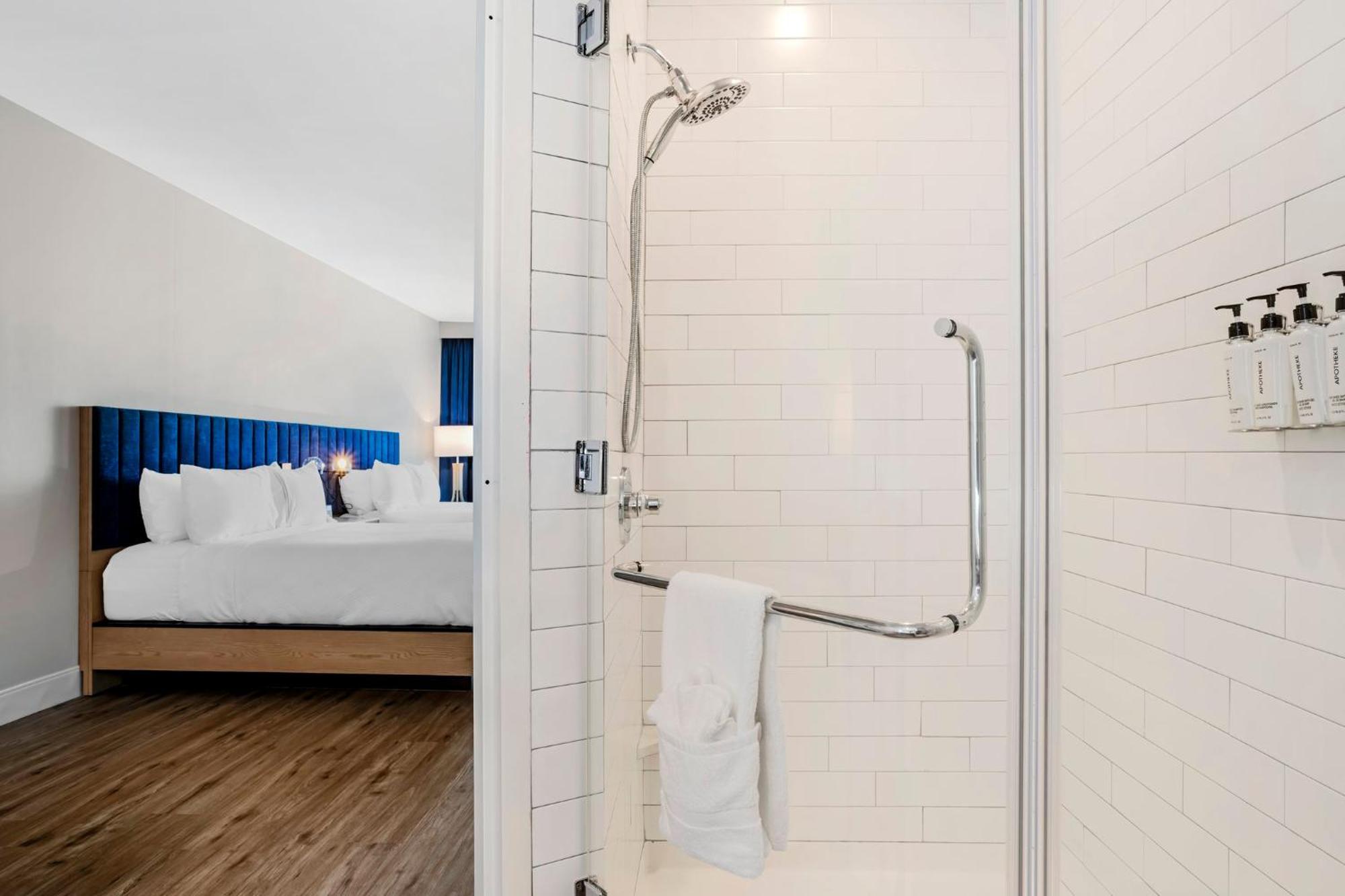 Even - Area By Ihg Waco