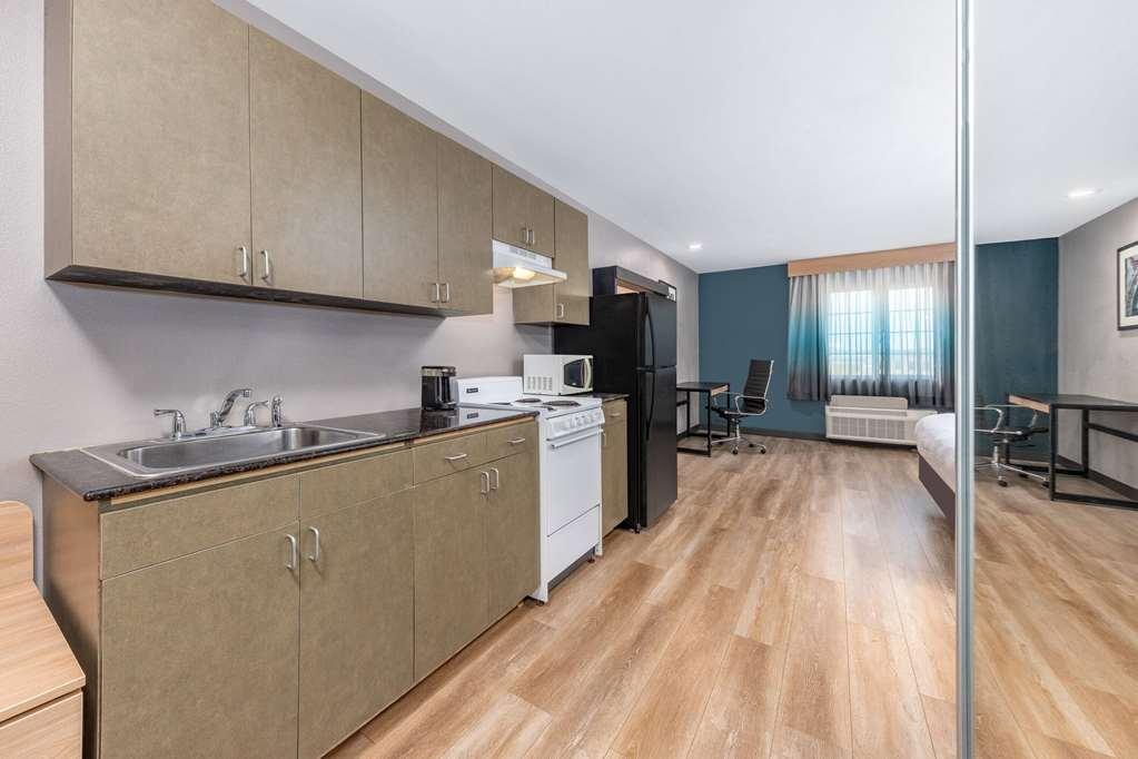 Hotel La Quinta By Wyndham Woodway - South