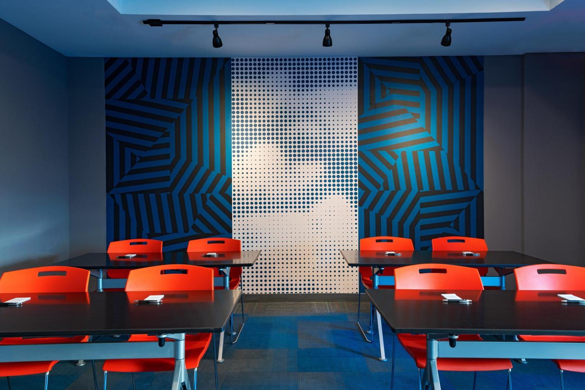Aloft Downtown Hotel