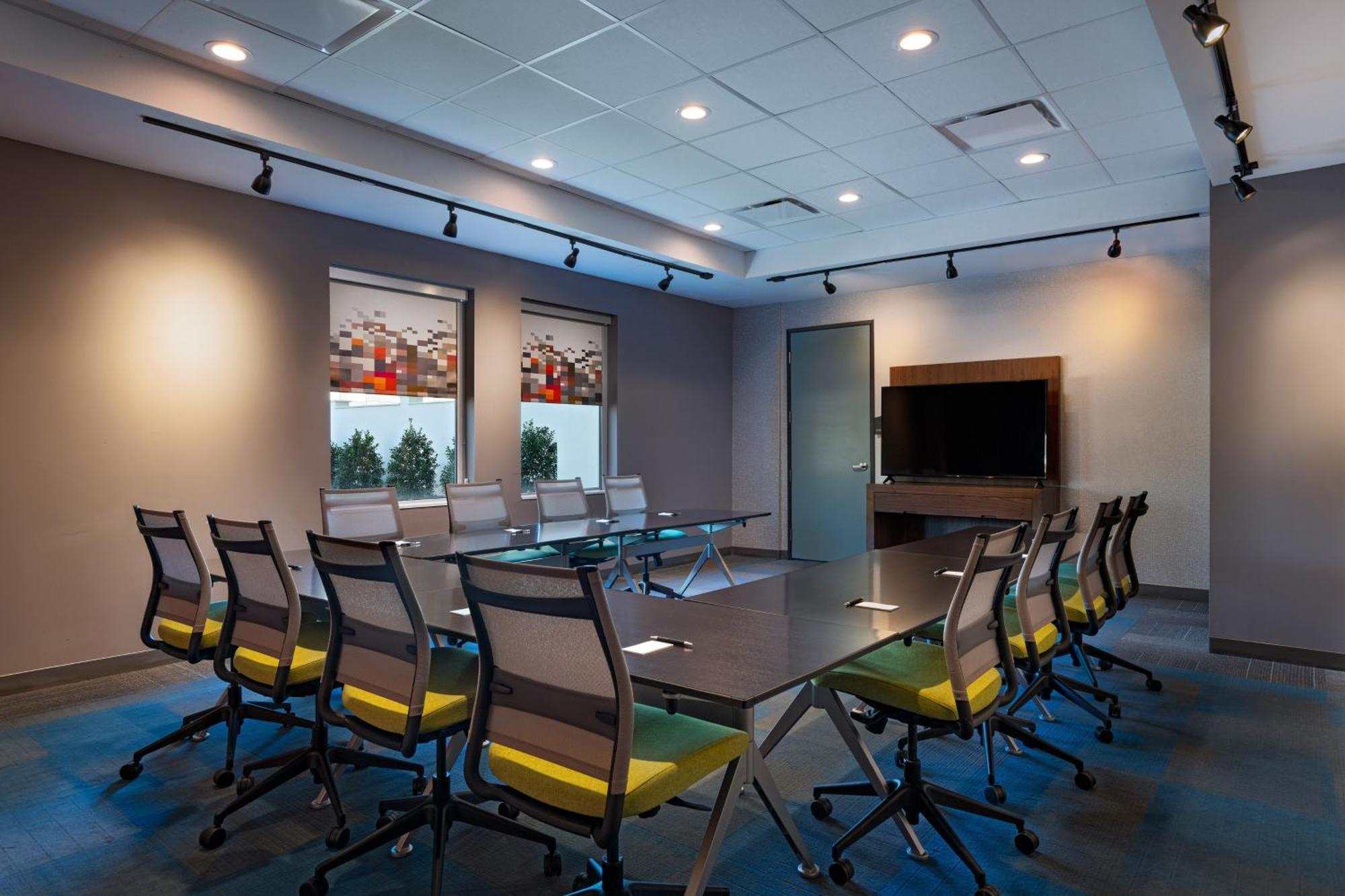 Hotel Aloft Downtown 3*