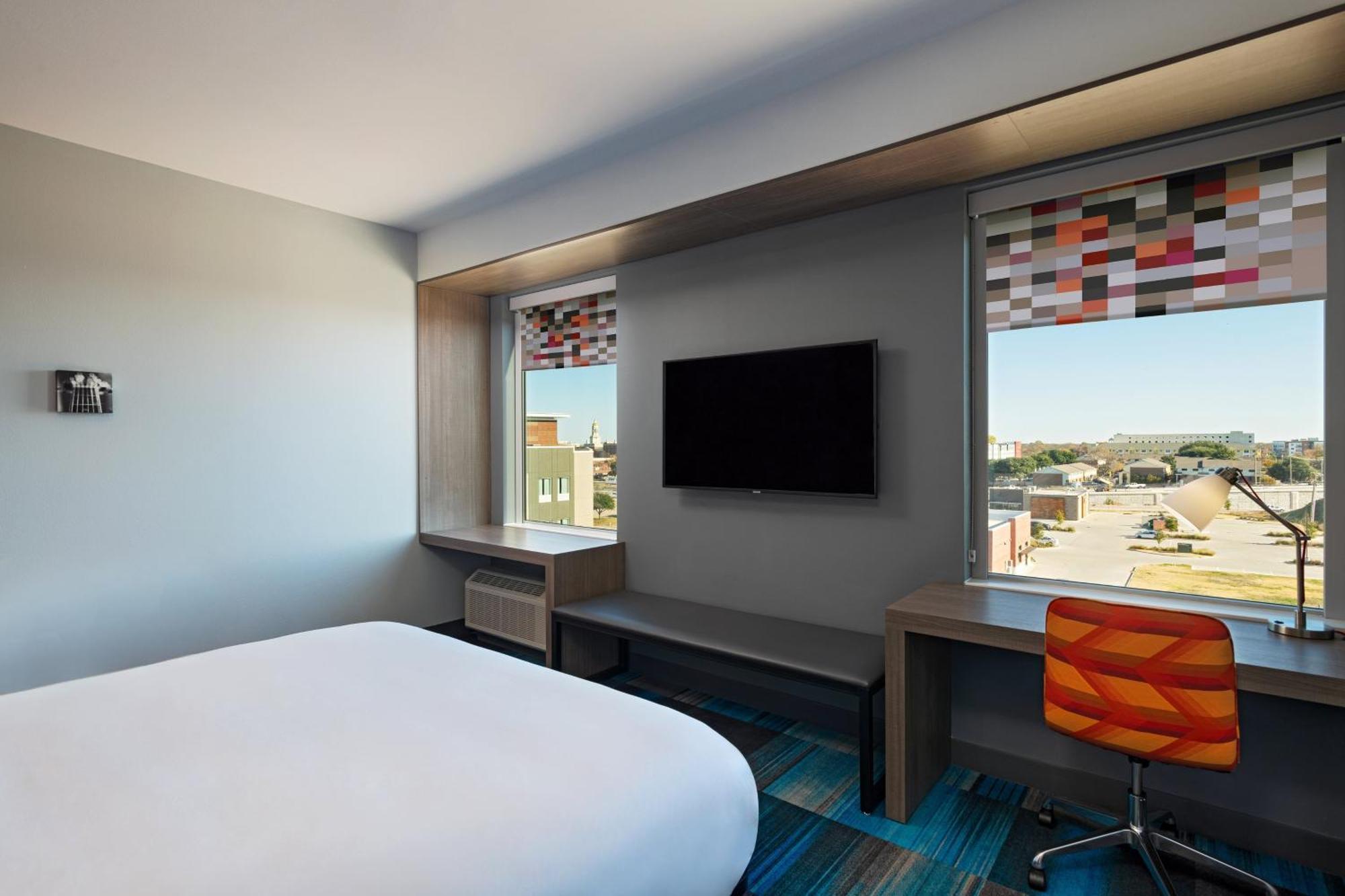 Aloft Downtown 3* Waco