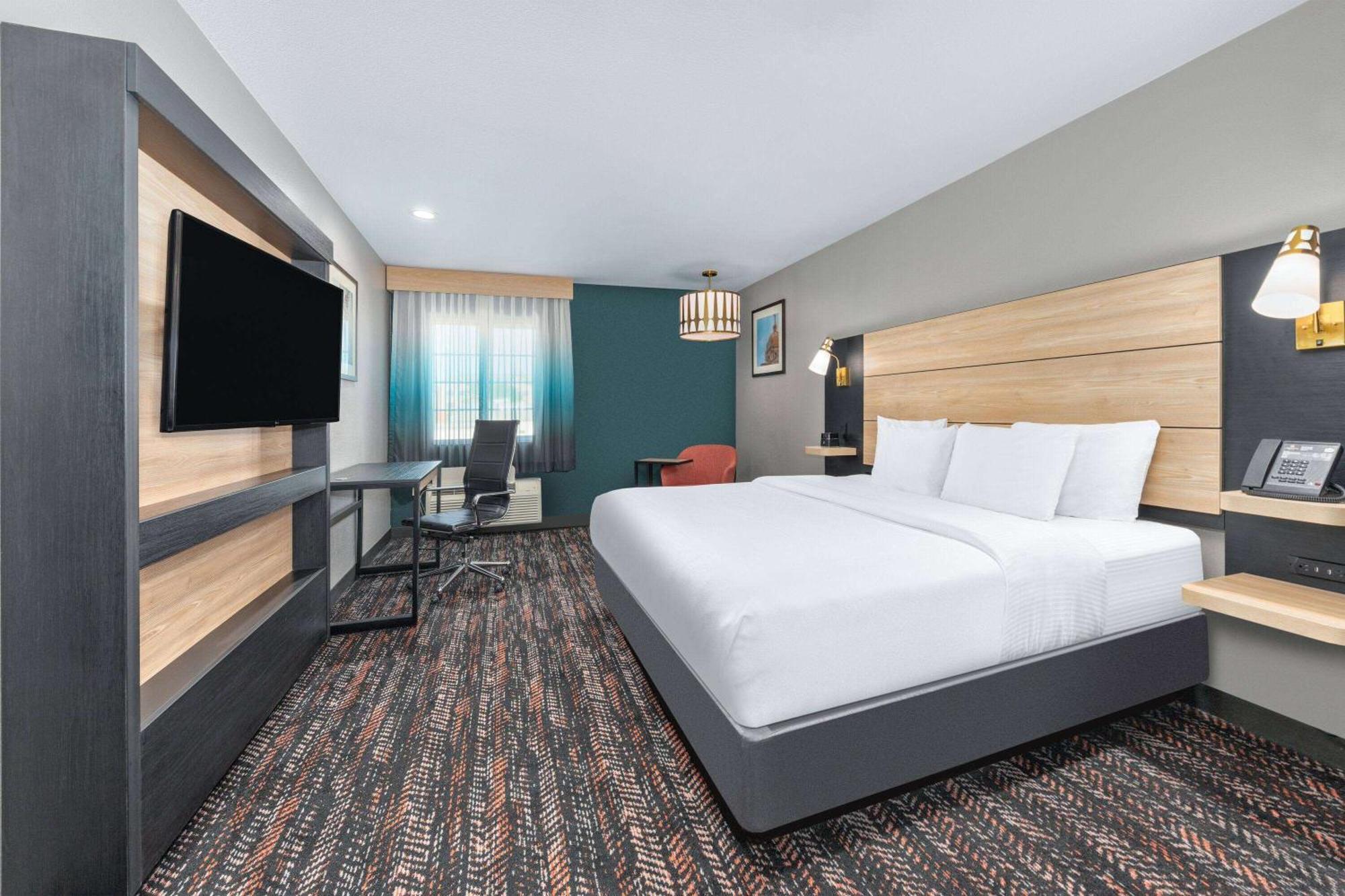 La Quinta By Wyndham Woodway - South