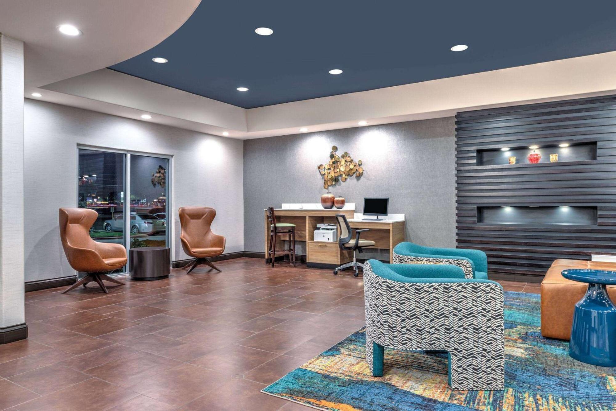La Quinta By Wyndham Woodway - South 3*