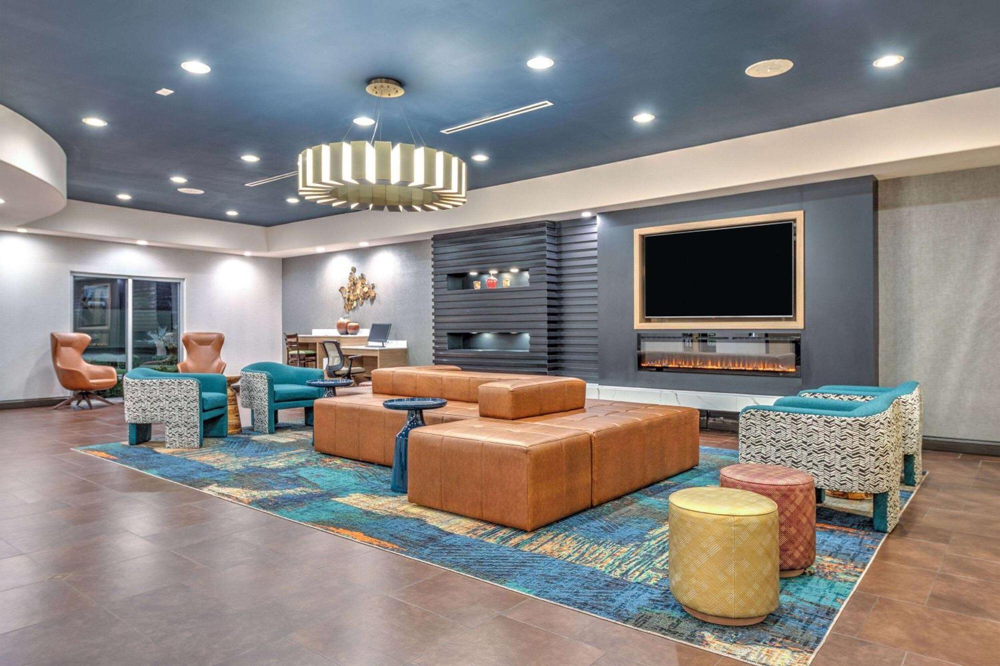 Hotel La Quinta By Wyndham Woodway - South