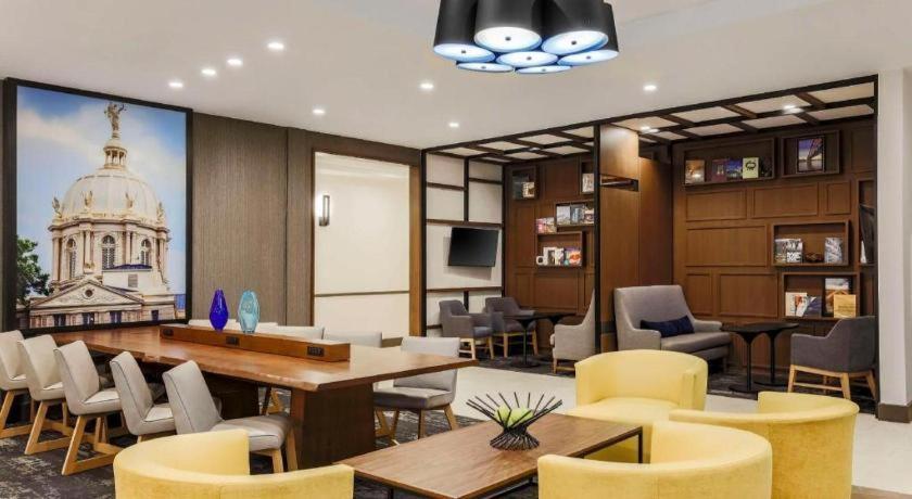 Hyatt Place - South