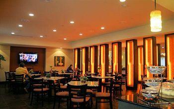 La Quinta By Wyndham Woodway - South Hotel