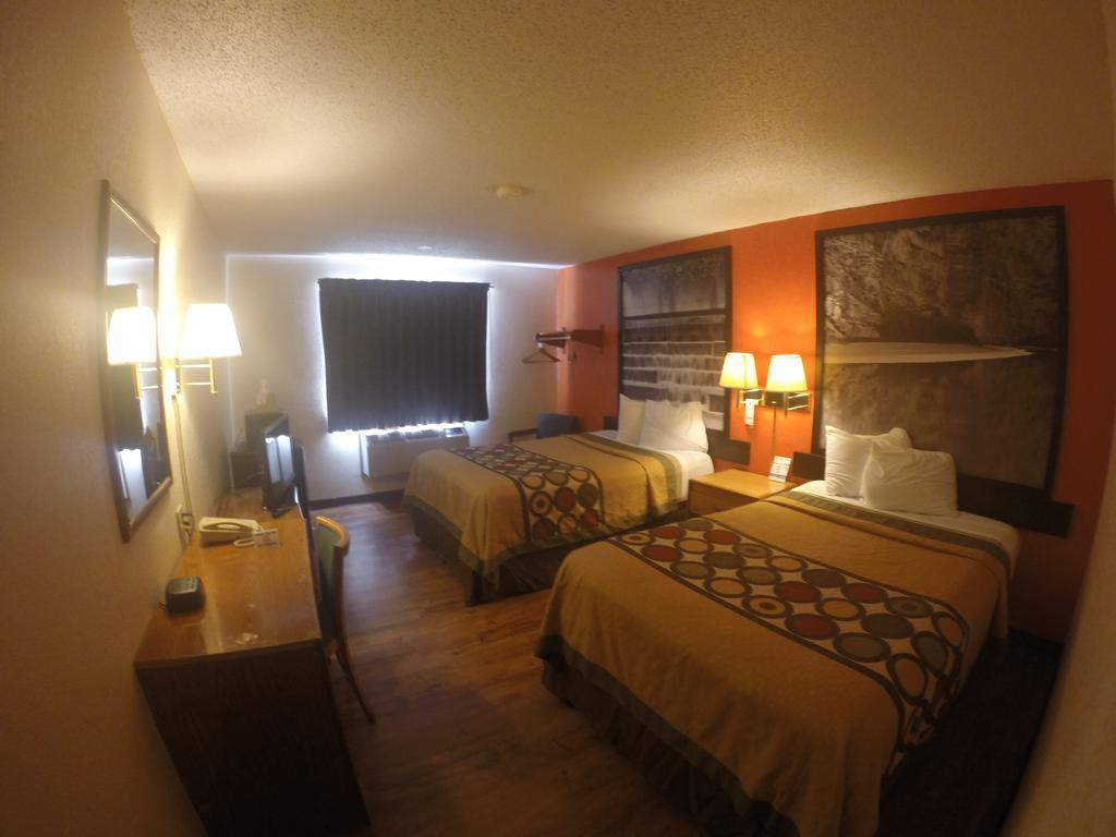 Hotel Super 8 By Wyndham University Area Waco