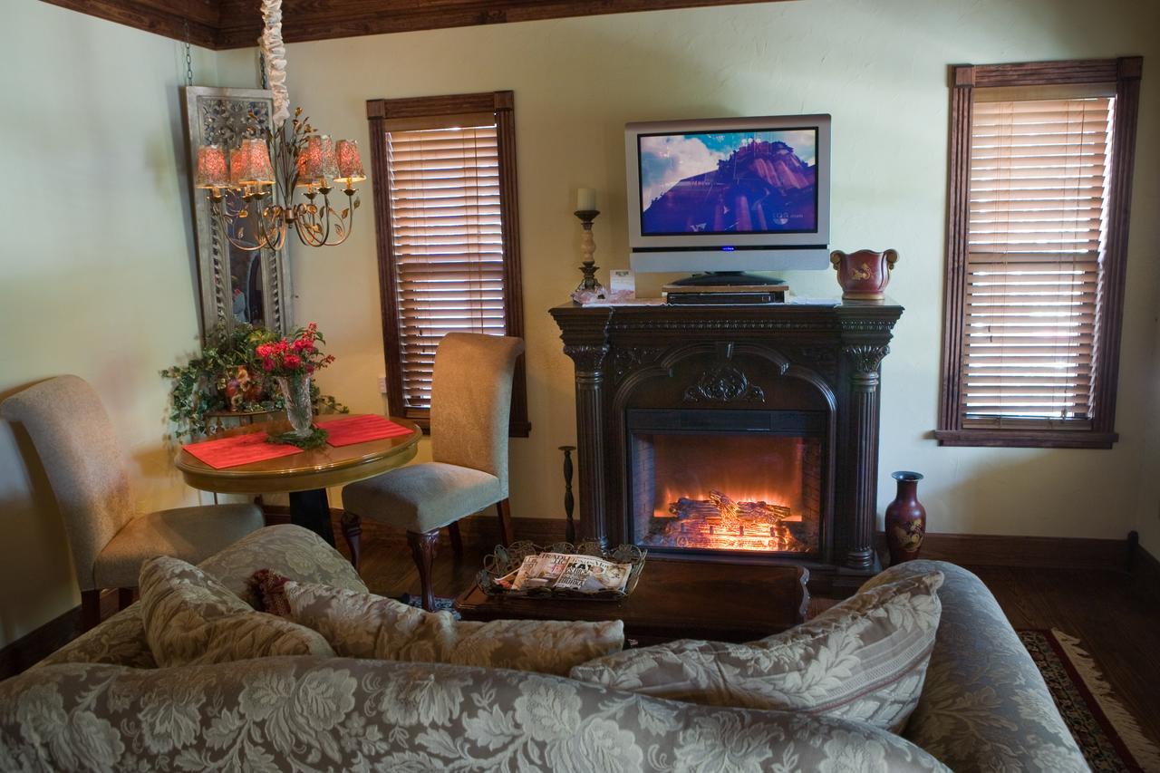 Bed & Breakfast On White Rock Creek *