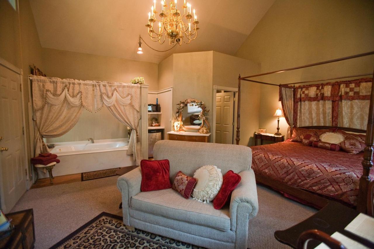 On White Rock Creek Bed & Breakfast
