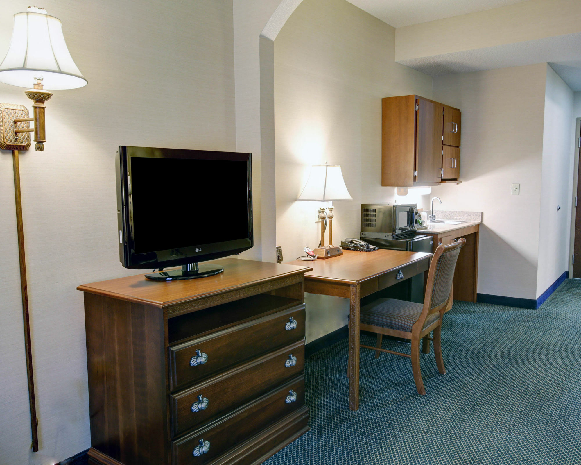 Comfort Near Area Hotel
